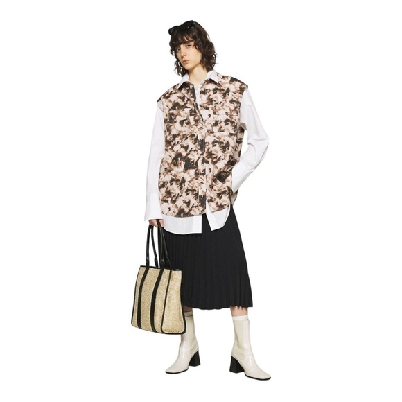 SAMSOE SAMSOE Tea Shirt Top in Camo Clay, Size M - Picture 2 of 15